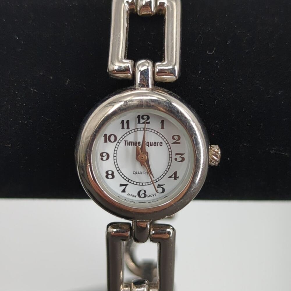 Vintage Times Square Geometric Bracelet Watch Silver Needs battery